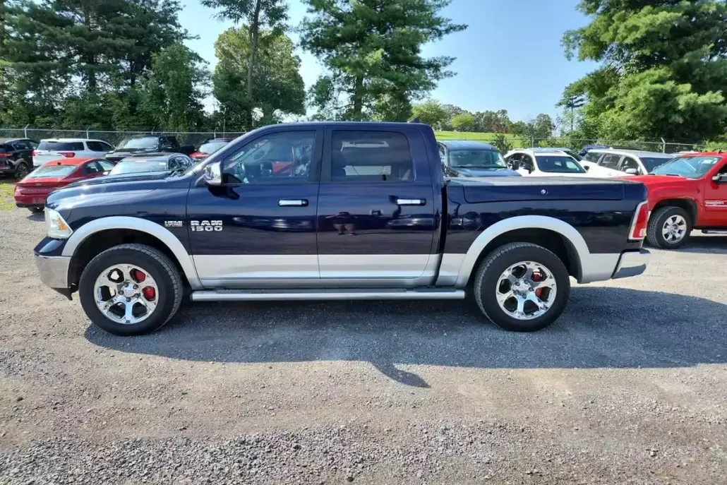 2015 Ram 1500 Laramie photo 1