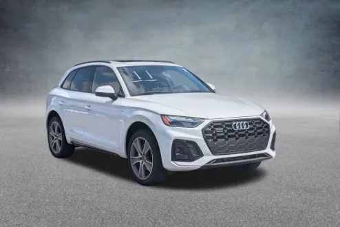2025 Audi Q5 45 S line Premium photo 3