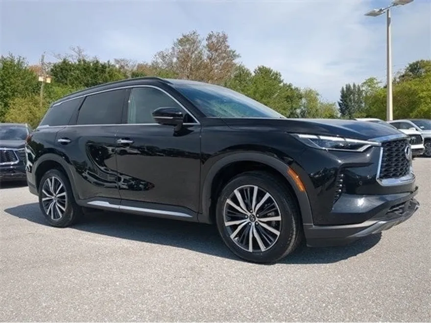 2023 Infiniti QX4 Autograph photo 1