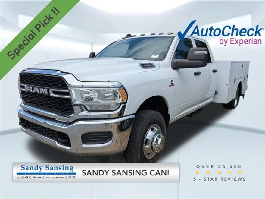 2023 Ram 3500 Tradesman photo 1