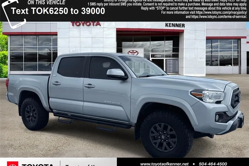 2023 Toyota Tacoma SR5 photo 1
