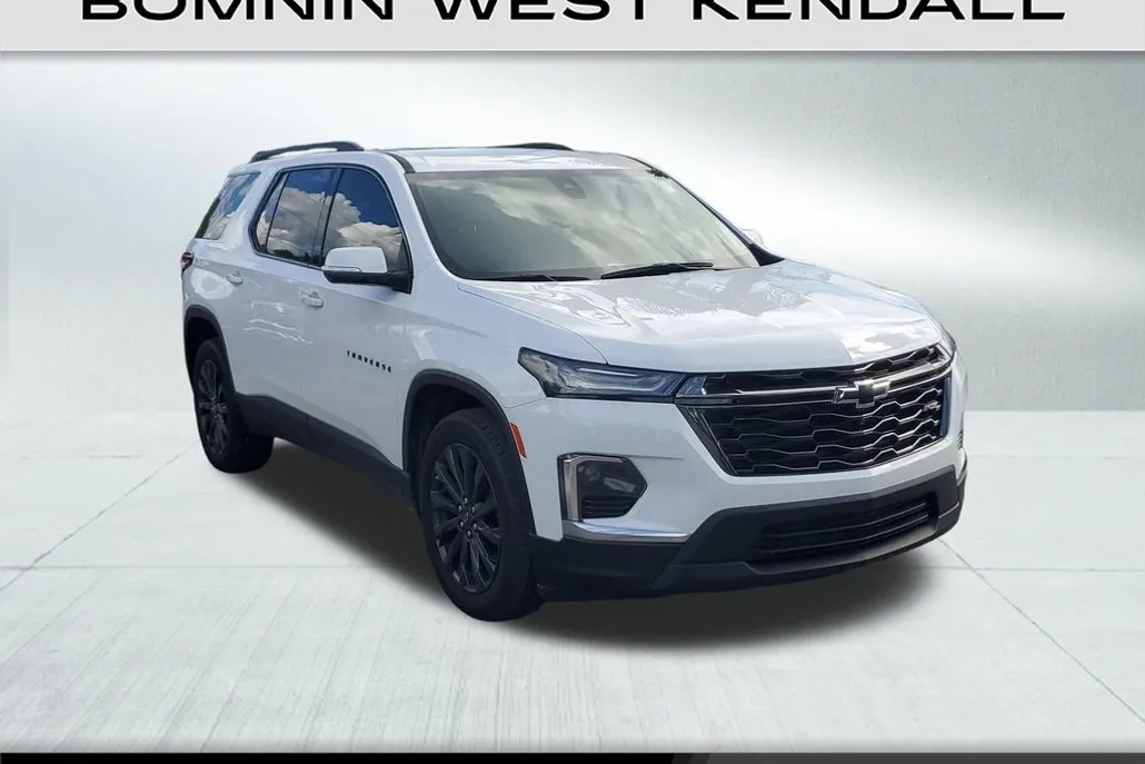 2023 Chevrolet Traverse RS photo 1