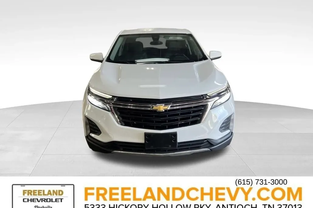 2022 Chevrolet Equinox LT photo 1