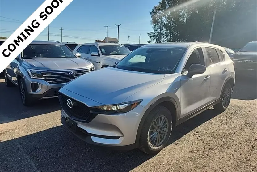 2017 Mazda CX-5 Touring photo 1