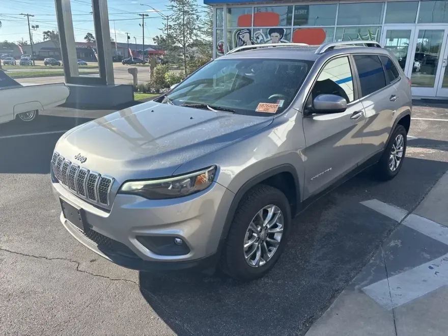 2021 Jeep Cherokee Latitude Lux photo 1