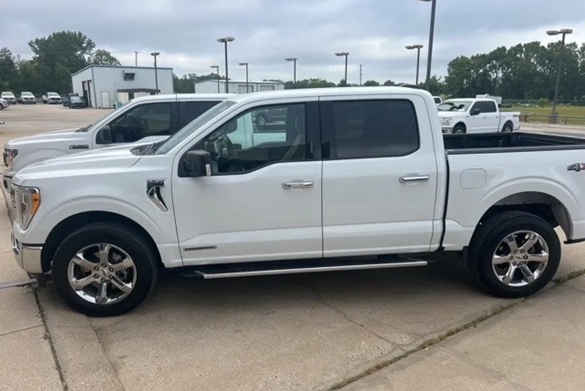 2022 Ford F-150 XLT photo 1
