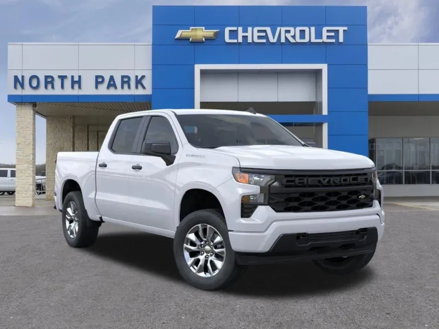 2026 Chevrolet Silverado 1500 Custom photo 1