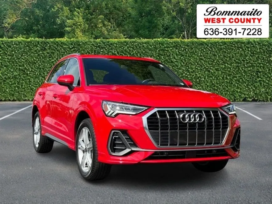 2023 Audi Q3 S line Premium Plus 45 TFSI photo 1