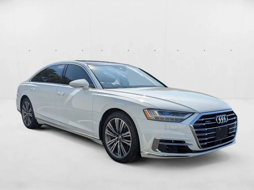 2019 Audi A8 L 60 photo 1