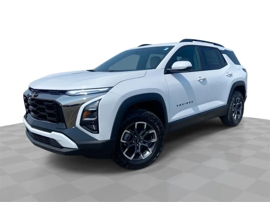 2026 Chevrolet Equinox ACTIV photo 1