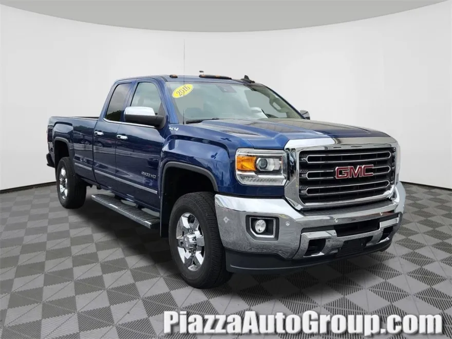 2016 Gmc Sierra SLT photo 1