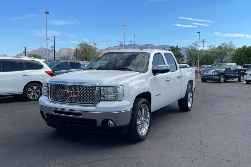 2010 Gmc Sierra 1500 SLE photo 1