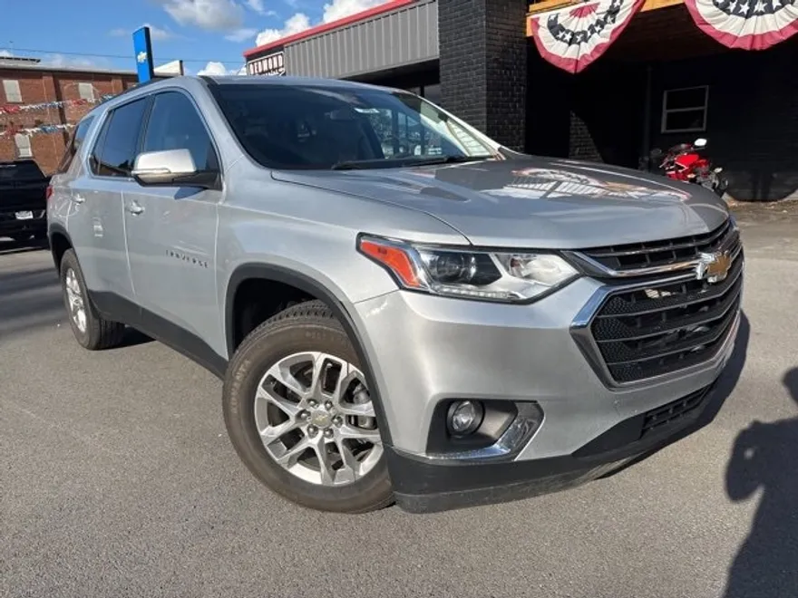 2021 Chevrolet Traverse Cloth photo 1
