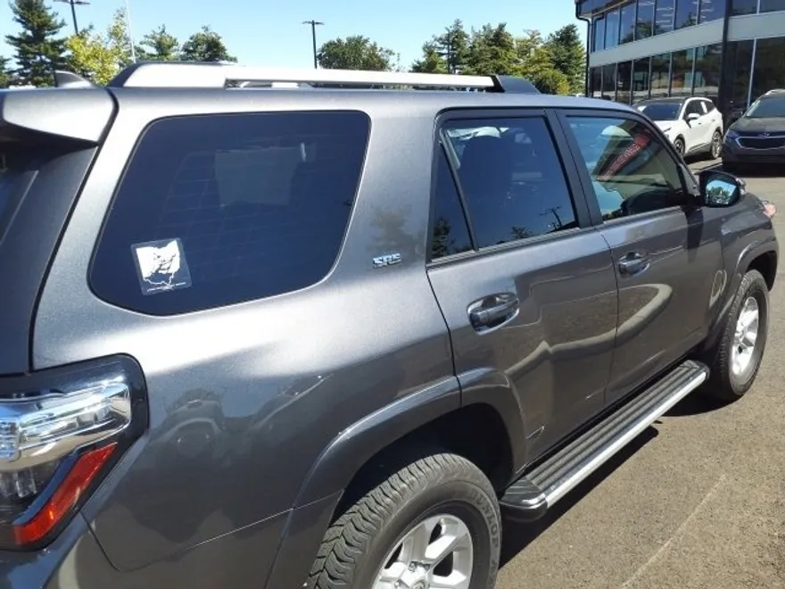 2019 Toyota 4Runner SR5 photo 1