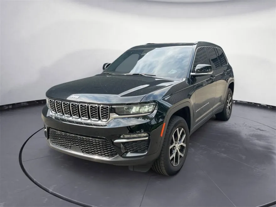 2024 Jeep Grand Cherokee Limited photo 1