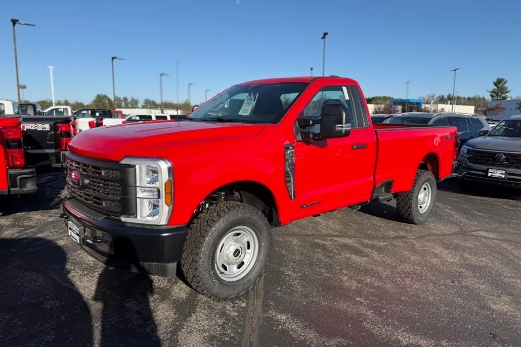 2025 Ford F-250 photo 1