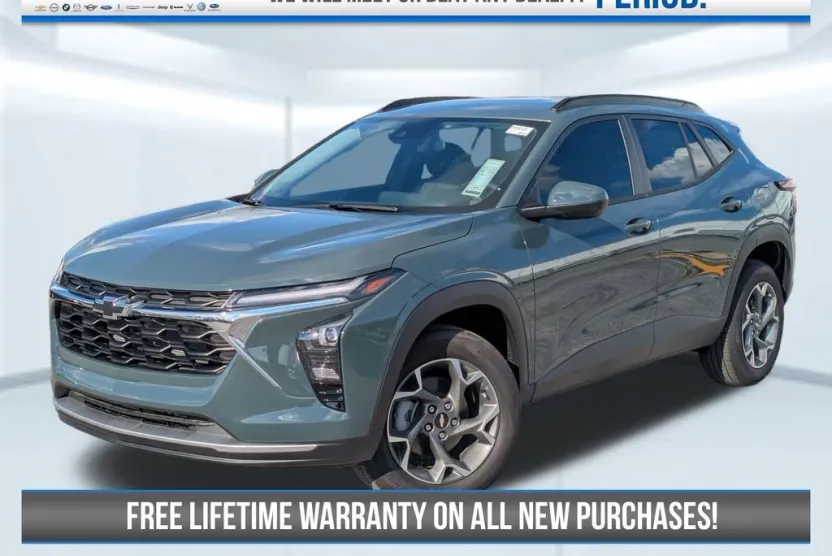 2025 Chevrolet Trax LT photo 1