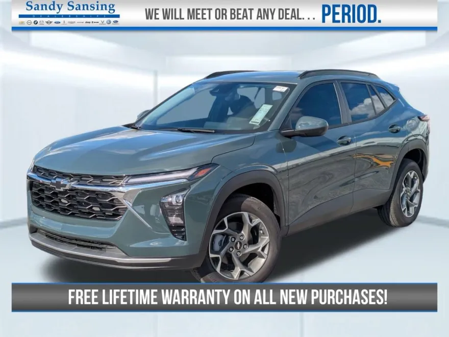2025 Chevrolet Trax LT photo 1