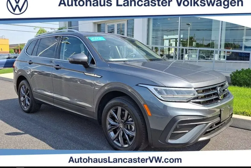 2022 Volkswagen Tiguan SE photo 1