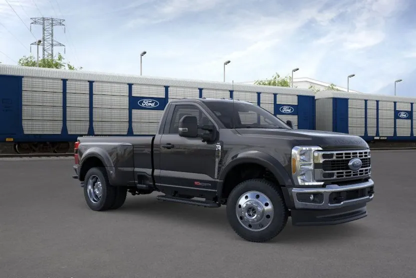 2026 Ford F-450 XLT photo 1