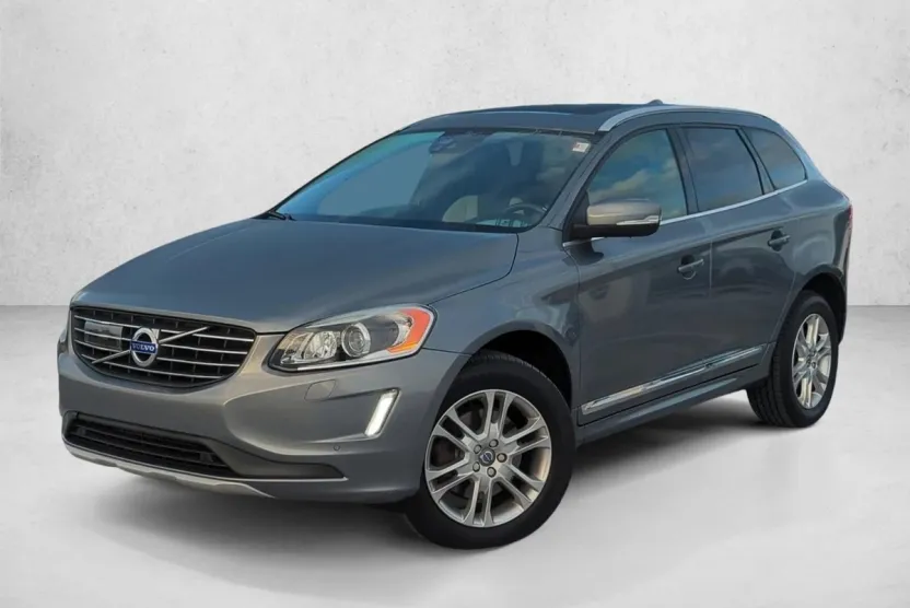 2016 Volvo XC60 T5 Drive-E Platinum photo 1