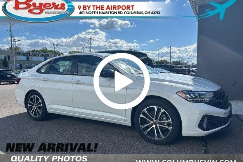2023 Volkswagen Jetta Sport photo 1