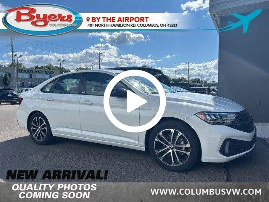 2023 Volkswagen Jetta Sport photo 1