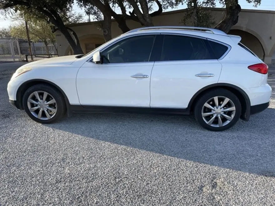 2012 Infiniti EX35 Journey photo 1