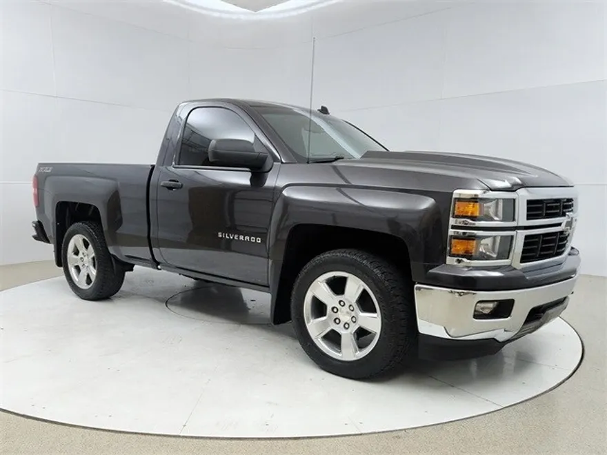 2014 Chevrolet Silverado 1500 LT photo 1