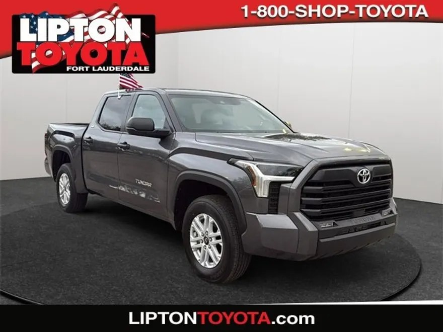2025 Toyota Tundra SR5 photo 1