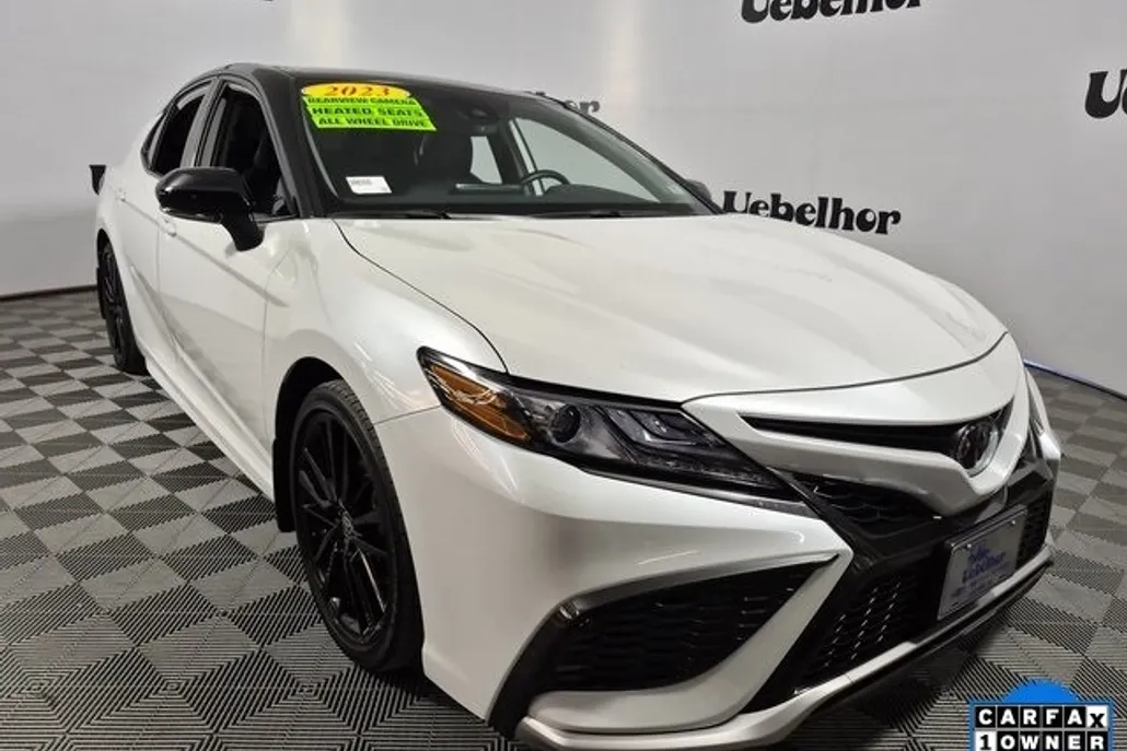 2023 Toyota Camry XSE photo 1