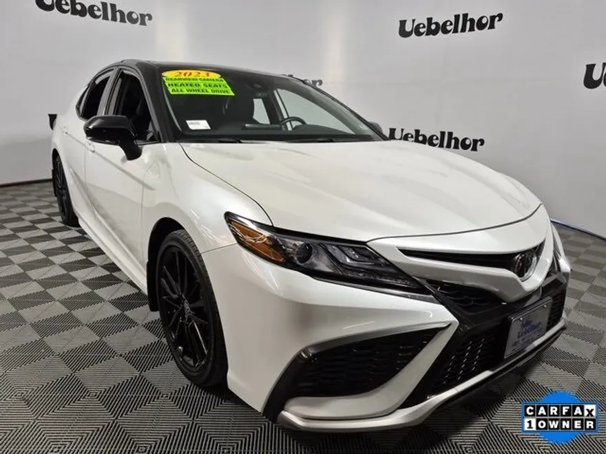 2023 Toyota Camry XSE photo 1