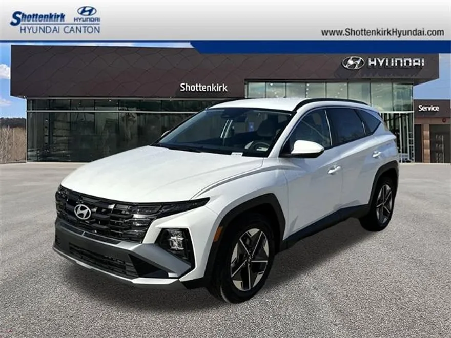 2025 Hyundai Tucson SEL photo 1