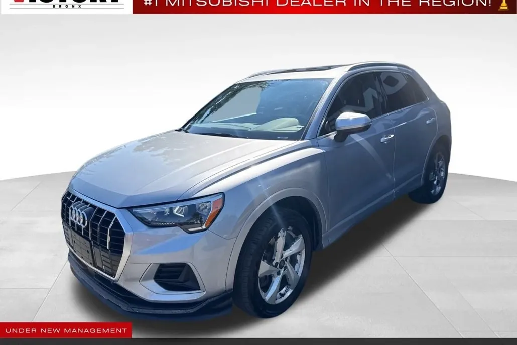 2021 Audi Q3 Premium photo 1