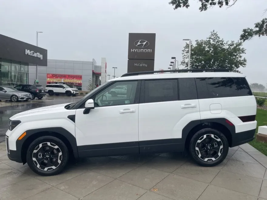 2026 Hyundai Santa Fe SEL photo 1