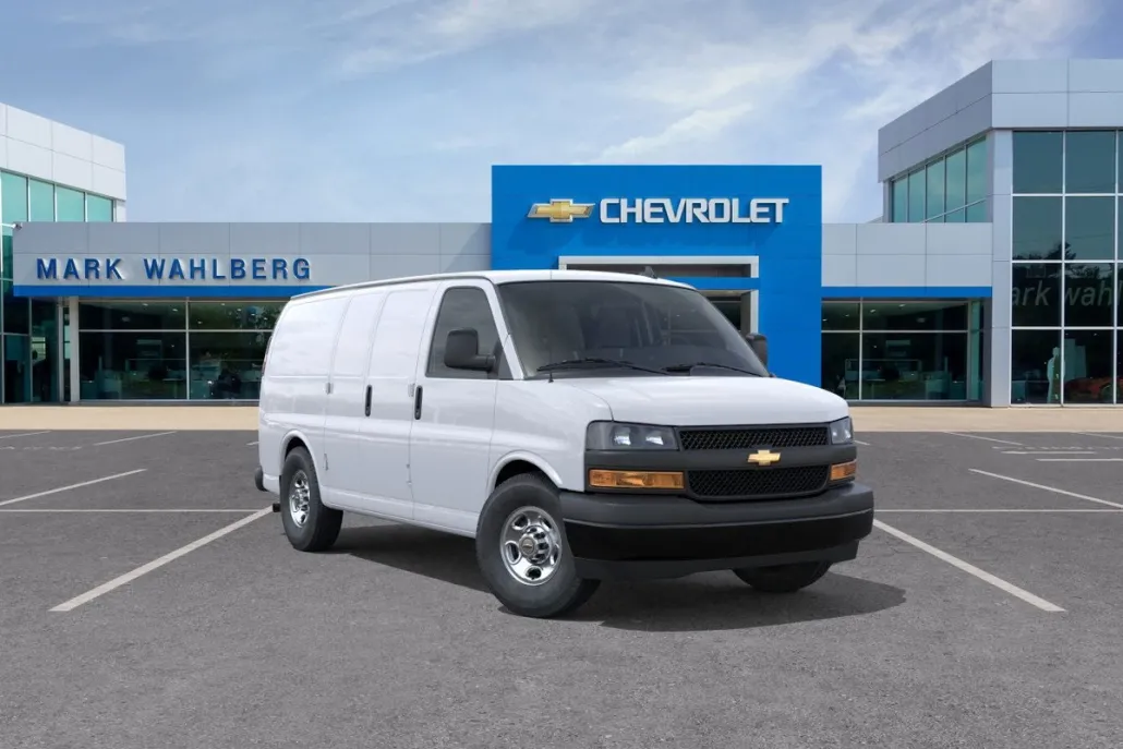 2025 Chevrolet Express Cargo 2500 photo 1