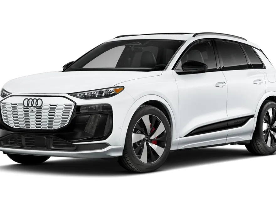 2025 Audi SQ6 photo 1