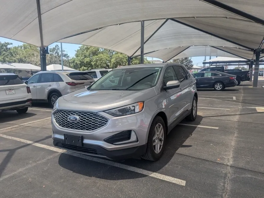 2024 Ford Edge SEL photo 1
