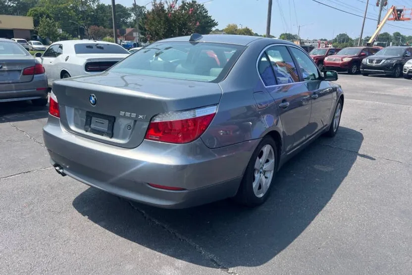2008 Bmw 528xi 5-Series photo 1