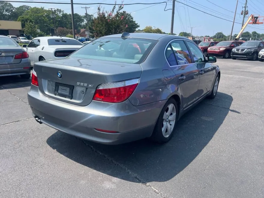 2008 Bmw 528xi 5-Series photo 1