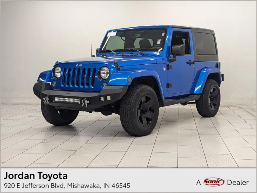 2014 Jeep Wrangler Sahara photo 1