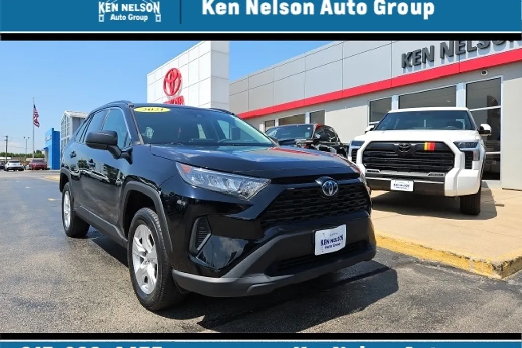 2021 Toyota RAV4 Hybrid LE photo 1