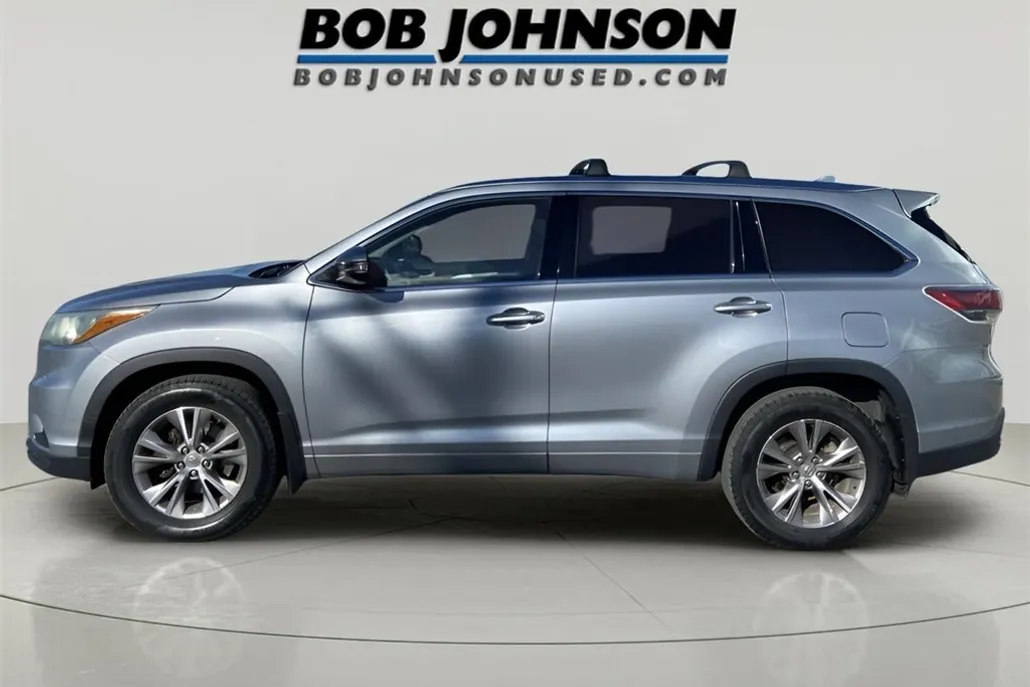 2015 Toyota Highlander XLE photo 1