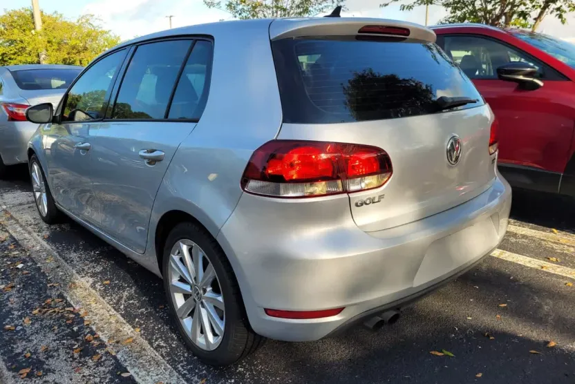 2013 Volkswagen Golf TDI photo 1