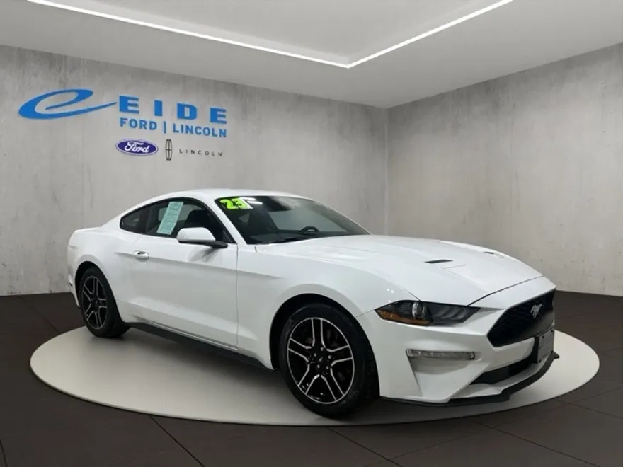 2023 Ford Mustang EcoBoost photo 1