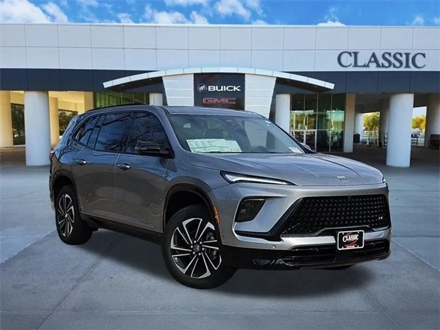 2025 Buick Enclave Sport Touring photo 1
