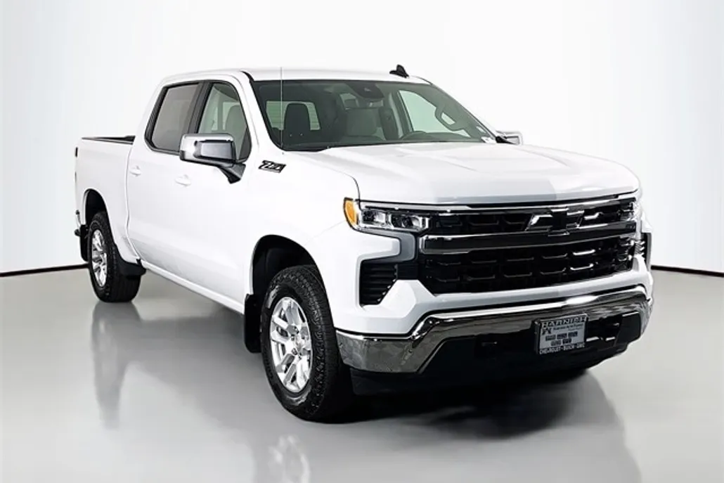 2025 Chevrolet Silverado 1500 LT photo 1