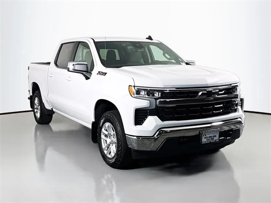 2025 Chevrolet Silverado 1500 LT photo 1