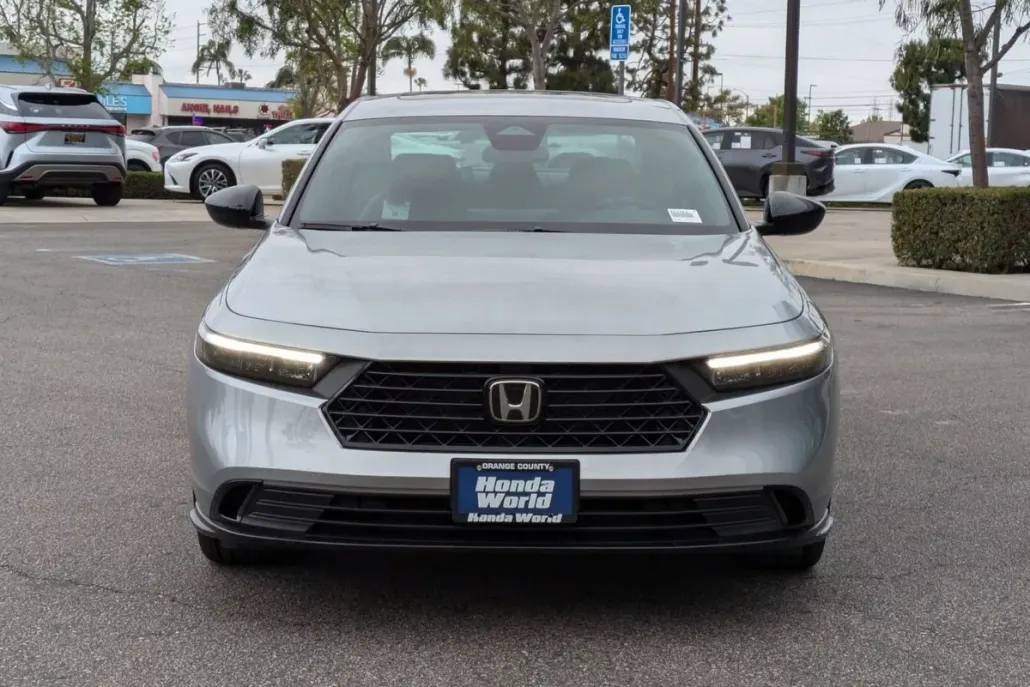2025 Honda Accord Hybrid Sport-L photo 1
