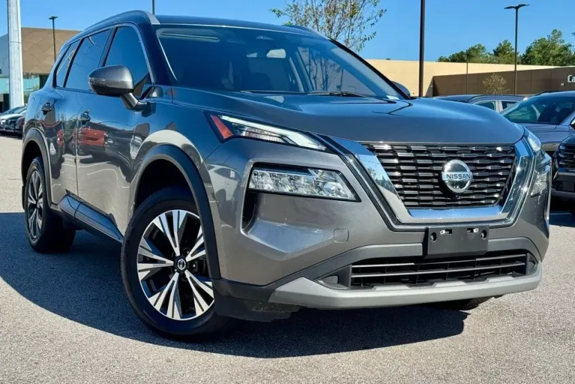 2021 Nissan Rogue SV photo 1